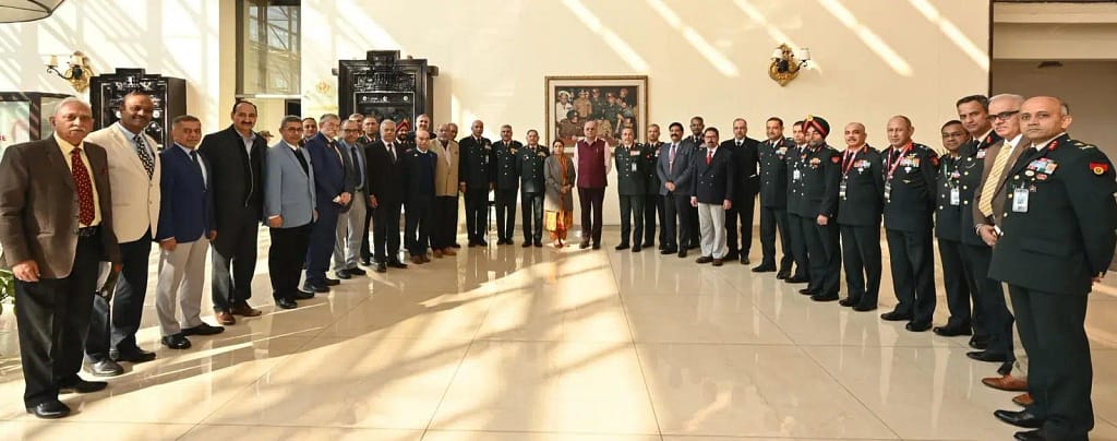 1971 War Surrender Painting: रक्षा समाचार की खबर का असर! 'गायब' हुई पेंटिंग को मिली नई जगह, अब यहां देख सकेंगे लोग 3 1971 War Surrender Painting: News Impact! Gets New Placement at Manekshaw Centre