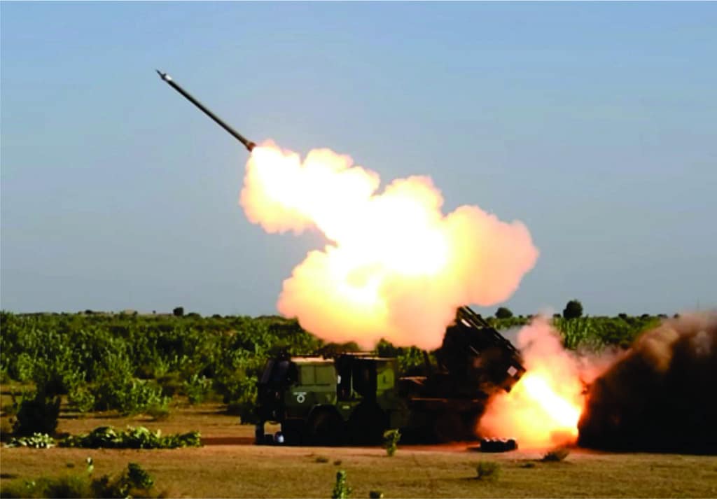 Guided Pinaka Weapon System: डीआरडीओ ने सफलतापूर्वक पूरा किया गाइडेड पिनाका वेपन सिस्टम का फ्लाइट टेस्ट 1 Guided Pinaka Weapon System: DRDO Successfully Completes Flight Test, Boosting India’s Indigenous Defense Capability