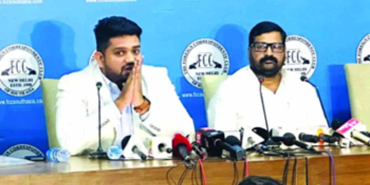 Chinese parts in Drones: 'मेक इन इंडिया’ के नाम पर भारतीय सेना में सप्लाई हो रहे चाइनीज ड्रोन! RTI कार्यकर्ता ने IdeaForge पर की कार्रवाई की मांग 2 Chinese Parts in Drones- RTI Activist Targets IdeaForge