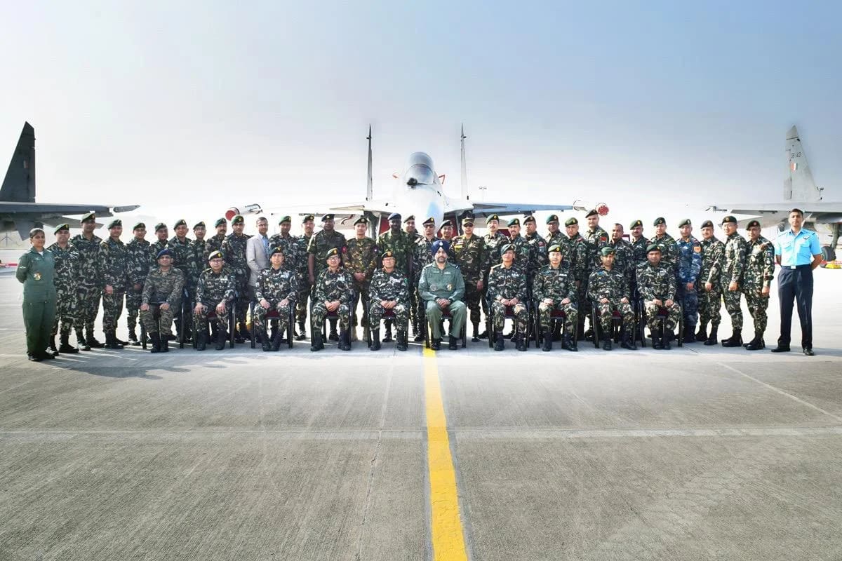 Nepali Army Command: भारत आए नेपाली सेना के अधिकारी, जाना आधुनिक युद्धक तकनीकों का राज! एलएंडटी और भारत फोर्ज का भी किया दौरा 2 Nepali Army Command Visits India, Explores Modern Warfare Tech!