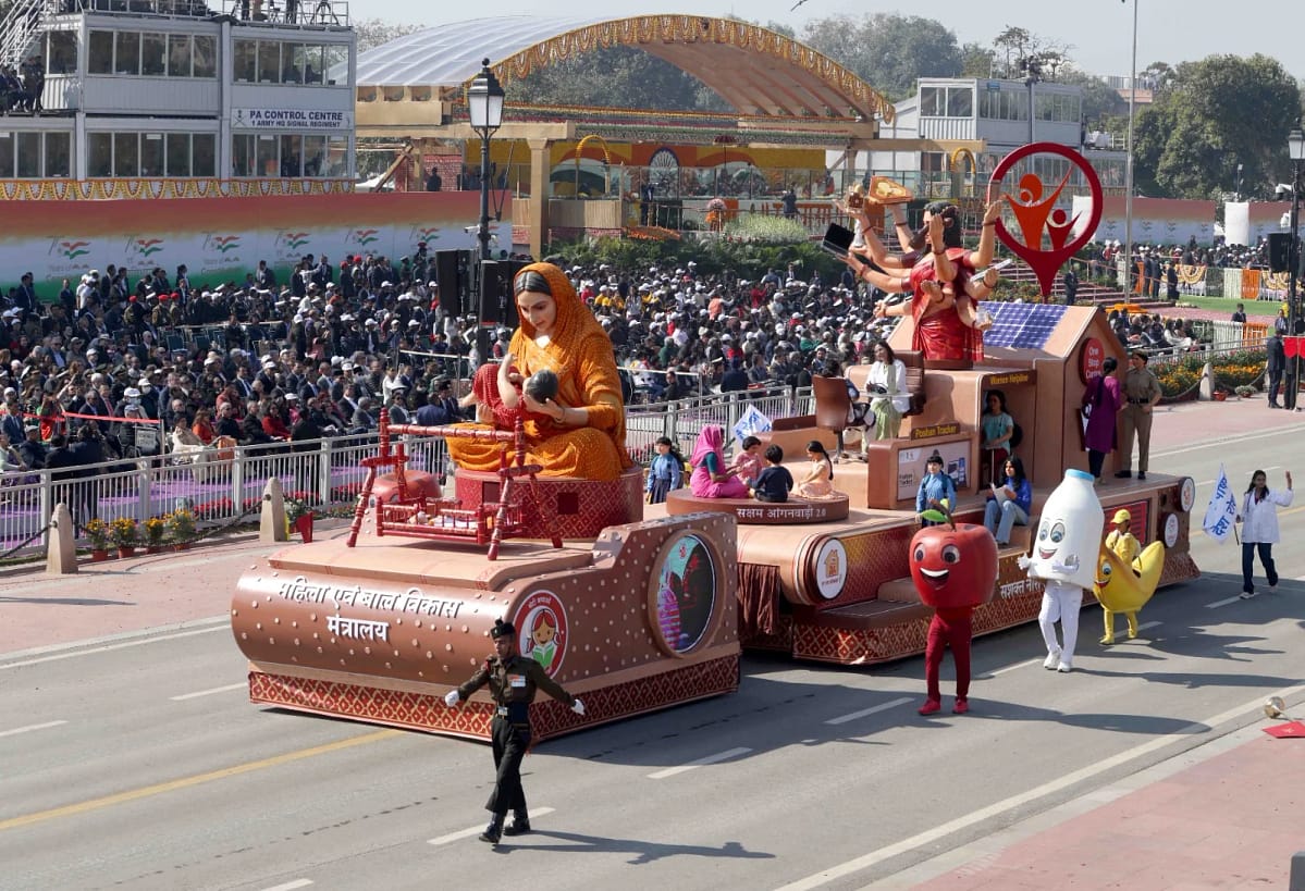 Republic Day Parade 2025: इस बार कर्तव्यपथ पर ये रही सर्वश्रेष्ठ झांकी, पहले नंबर पर रहा ये मार्चिंग कंटिंगेंट 4 Republic Day Parade 2025: These Were the Best Tableaux and Marching Contingents on Kartavya Path