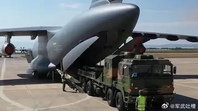 China Y-20 Cargo Aircraft: भूकंप प्रभावित तिब्बत के शिगात्से डिंगरी में चीन ने पहली बार उतारा अपना जंबो एयरक्राफ्ट, अमेरिकी C-17 ग्लोबमास्टर को देता है टक्कर 1 China Y-20 Cargo Aircraft Lands in Tibet: A Challenger to US C-17 Globemaster