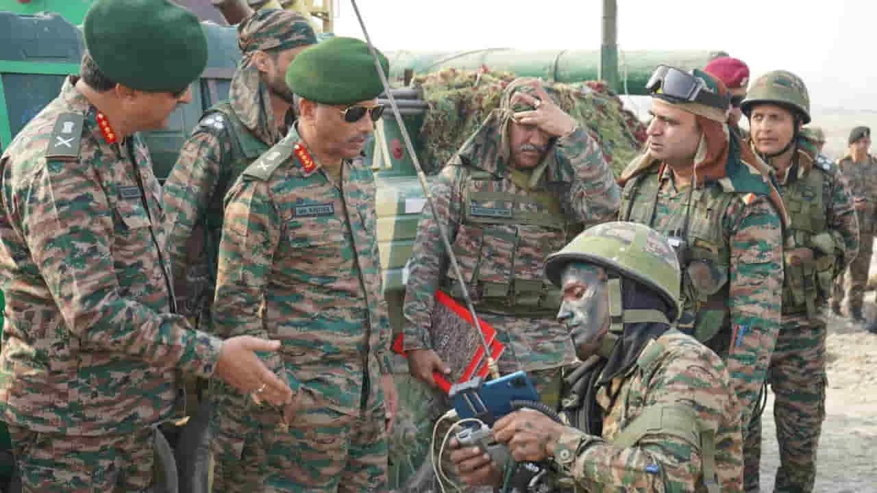 Exercise Ram Prahar: रैम प्रहार अभ्यास में शामिल हुई अशिनी प्लाटून, जीओसी बोले- पाकिस्तान में घुस कर जवाब देने के लिए तैयार है भारतीय सेना 1 Exercise Ram Prahar