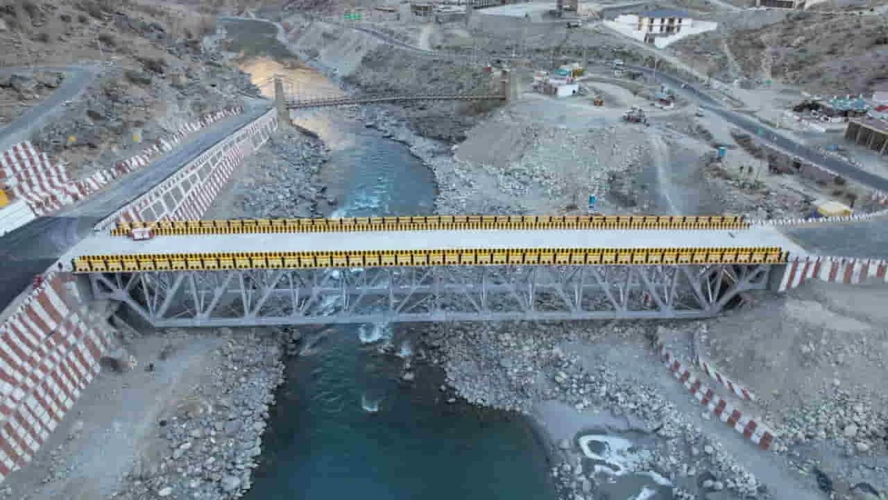 BRO Projects: लद्दाख में तैयार है सबसे बड़ा इंफ्रास्ट्रक्चर बूस्ट, रविवार को रक्षा मंत्री श्योक टनल से राष्ट्र को समर्पित करेंगे 150 प्रोजेक्ट्स 2 BRO Projects