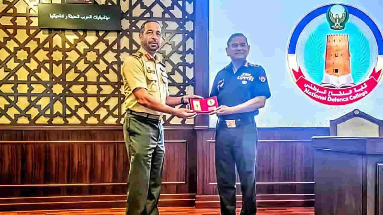 यूएई में बोले सेना प्रमुख जनरल उपेंद्र द्विवेदी, हाइब्रिड वॉरफेयर को बताया सबसे बड़ा खतरा, भारत-UAE मिलकर करेंगे सामना 3 India UAE defence cooperation