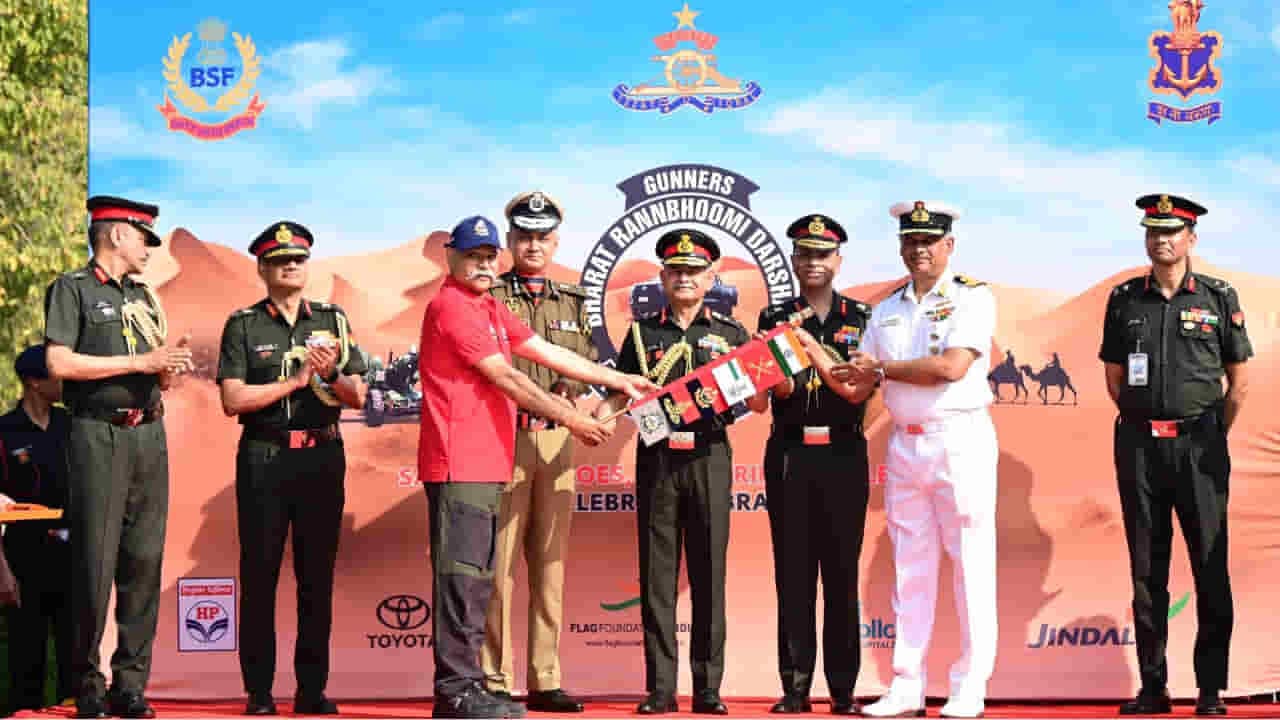 लोंगेवाला से कच्छ के रन तक- 3400 किमी के सफर के बाद दिल्ली पहुंचा सेना का काफिला, भारत रणभूमि दर्शन एक्सपेडिशन का समापन 1 Bharat Ranbhoomi Darshan Expedition