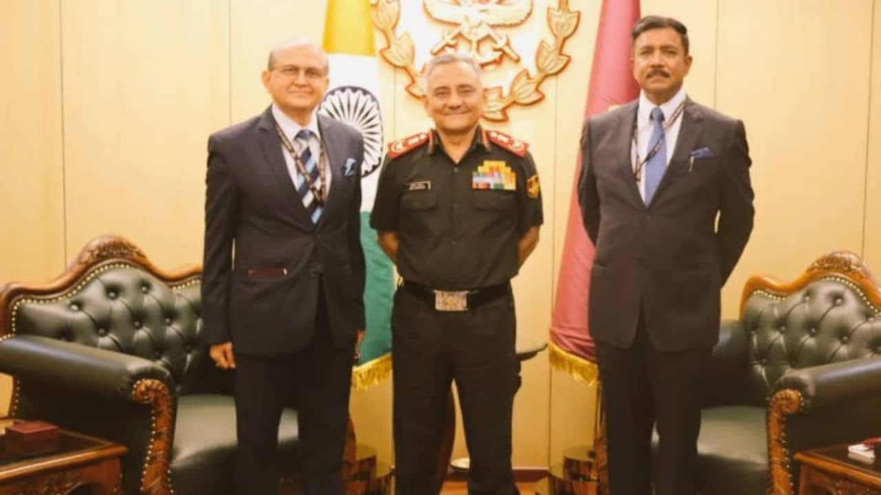 होर्मुज से गाजा तक बारूदी सुरंगों ने कैसे पूरी दुनिया को खतरे में डाला, दशकों तक ‘साइलेंट किलर’ बने रहते हैं डबल एज्ड वेपंस 1 International Mine Awareness Day 2026