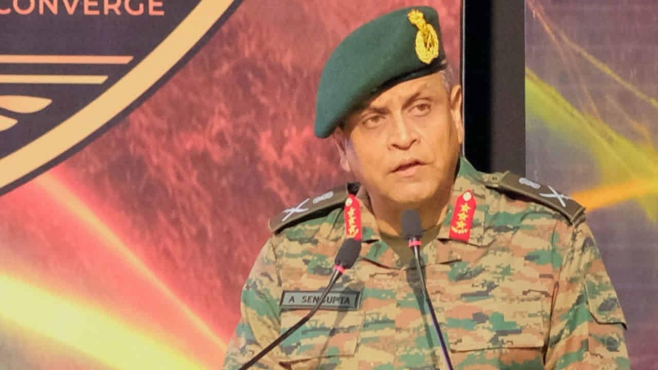 रक्षा मंत्री बोले- युद्ध में रिसर्च और सरप्राइज ही जीत की कुंजी, ऑपरेशन सिंदूर बना मिसाल 3 Future Warfare Technology India