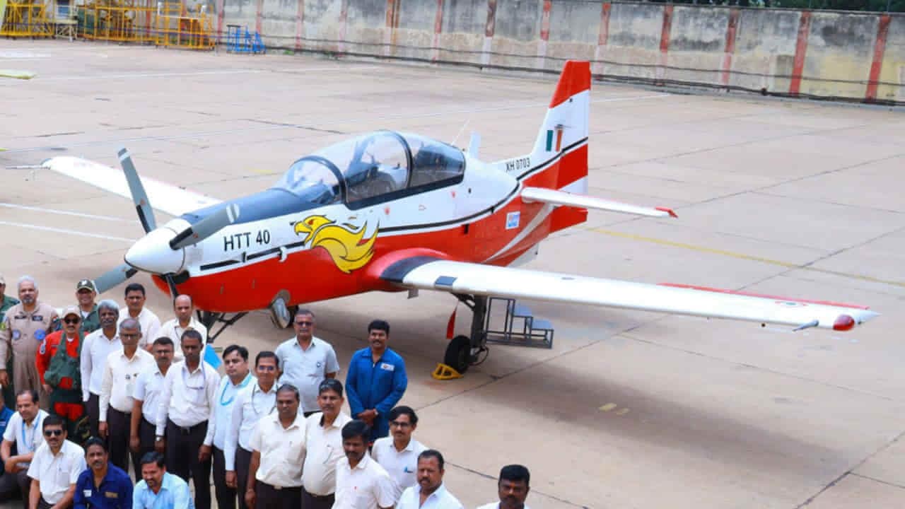 पिलाटस की जगह लेने वाला ट्रेनर एयरक्राफ्ट HTT-40 अब उड़ान को तैयार, हनीवेल ने HAL को भेजे तीन नए इंजन 2 HTT-40 Trainer Aircraft Engine