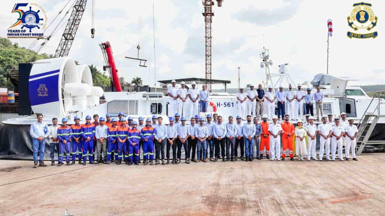समुद्र से लेकर दलदल तक दौड़ेगा होवरक्राफ्ट H-561, भारतीय तटरक्षक के बेड़े में शामिल हुआ पहला मेड-इन-इंडिया एयर कुशन व्हीकल 2 Indigenous Air Cushion Vehicle H-561