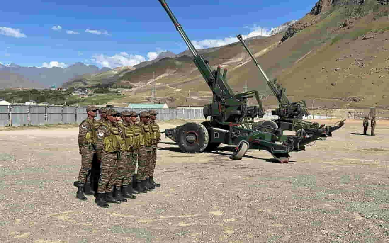 Kargil Vijay Diwas 2025: ऑपरेशन सिंदूर के बाद भारतीय सेना का बड़ा कदम, रूद्र, भैरव और दिव्यास्त्र करेंगे दुश्मनों का सर्वनाश 2 26th Kargil Vijay Diwas: After Operation Sindoor, Indian Army Launches Rudra Brigades, Bhairav Commandos, and Divyastra Batteries to Crush Future Threats