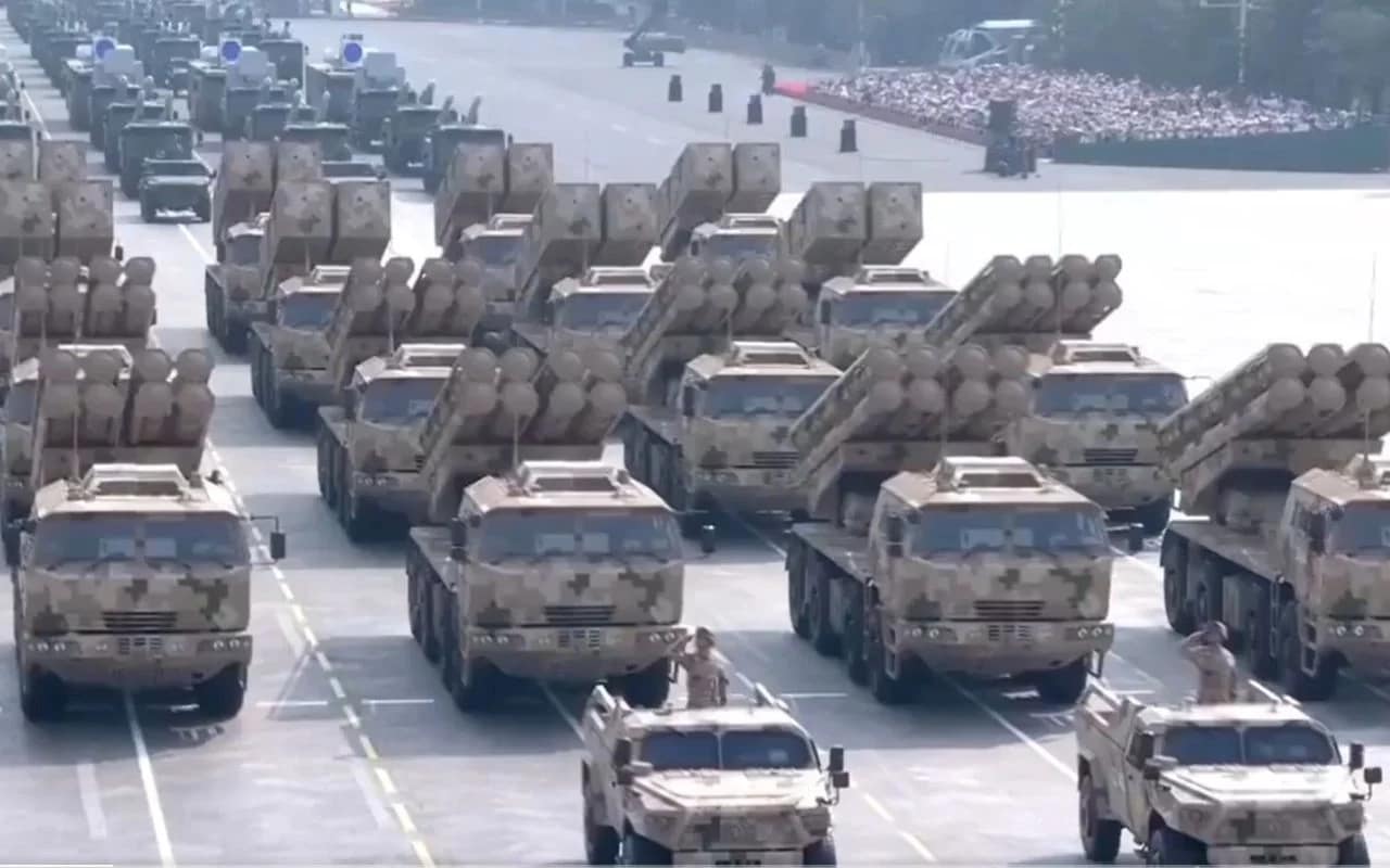 Beijing Victory Day Parade 2025: चीन ने दिखाई नई मिसाइलें, DF-61 से JL-3 तक दिखाए कई घातक हथियार, देखें लिस्ट 9 Beijing Victory Day Parade 2025: China showcases DF-61, JL-3, DF-5C and YJ missile series