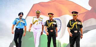 Operation Tiranga: इस नई सीक्रेट वॉर स्ट्रैटेजी ने रखी सबसे बड़े डिफेंस रिफॉर्म्स की नींव, जानें क्या है यह ऐतिहासिक टेबल टॉप एक्सरसाइज Operation Tiranga Explained: How India’s Theatre Command Plan Will Transform Armed Forces Structure