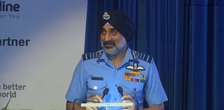 एयरफोर्स चीफ बोले- ड्रोन अब सिर्फ ‘आंखें’ नहीं, बन चुके हैं आसमान के ‘पंजे’, C-UAS को बताया “बिल्ली और चूहे के खेल” Air Chief AP Singh Drone Warfare