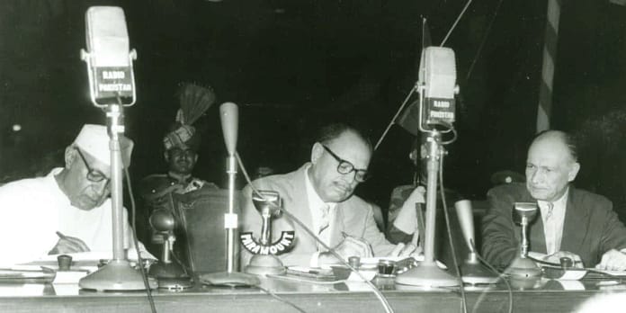 Indus Waters Treaty: Pakistan Cries 'Water War' as India Gains Afghan Leverage Indus Waters Treaty: Pakistan Cries 'Water War' as India Gains Afghan Leverage