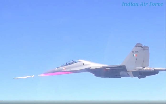 Astra BVRAAM Test- DRDO & IAF Successfully Fire Indigenous Seeker-Equipped Missile from Su-30 MKI Astra BVRAAM Test: DRDO & IAF Successfully Fire Indigenous Seeker-Equipped Missile from Su-30 MKI