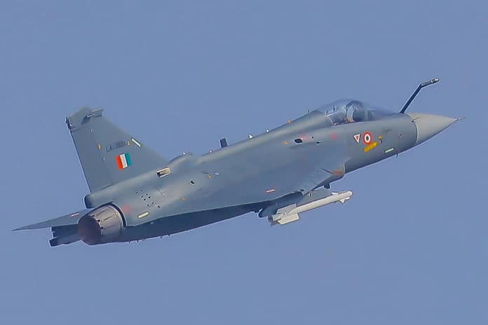 Aero India 2025: LCA Mk2 Prototype to Debut by Year-End, First Flight in 2026 – More Lethal Than Original Tejas! Tejas MK1 crash news