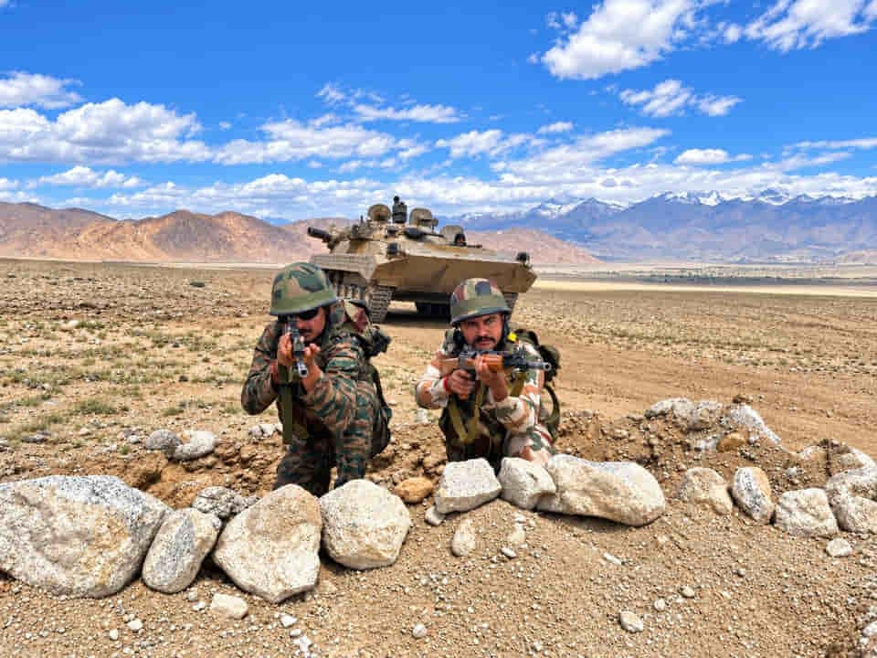LAC के पास लद्दाख में आर्मी-ITBP की जॉइंट ड्रिल, एक्सरसाइज में इस्तेमाल हुए BMP-2 और मिसाइल सिमुलेटर 1 Army ITBP Joint Training Ladakh