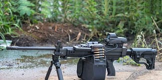 भारतीय सेना को मिलीं स्वदेशी ‘प्रहार’ मशीन गन, अदाणी डिफेंस ने डिलीवर की 2000 LMG की पहली खेप Prahar LMG India