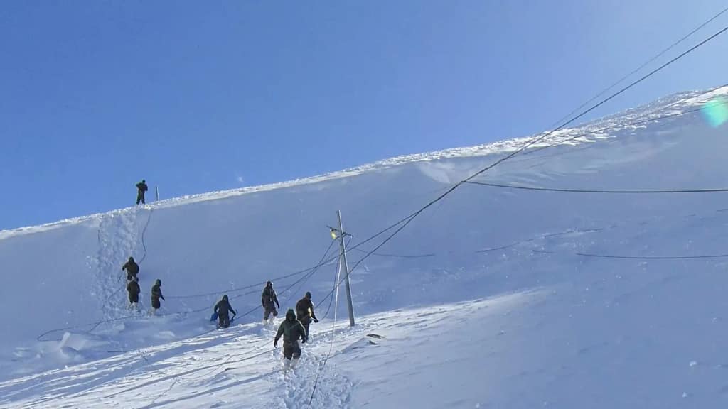 Fire Fury Corps: Optical Fiber Connectivity Now Reached Siachen & DBO's Snowy Heights; A Historic Feat by Fire Fury Corps Signallers