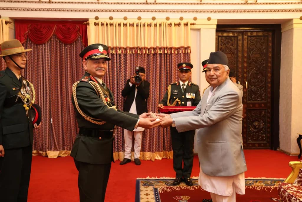 General Upendra Dwivedi Nepal Visit: नेपाली सेना के ऑनरेरी जनरल बने भारतीय सेना प्रमुख, राष्ट्रपति रामचंद्र पाउडेल ने किया सम्मानित 3 General Upendra Dwivedi Honoured as Honourary General of Nepali Army, Strengthening India-Nepal Military Ties