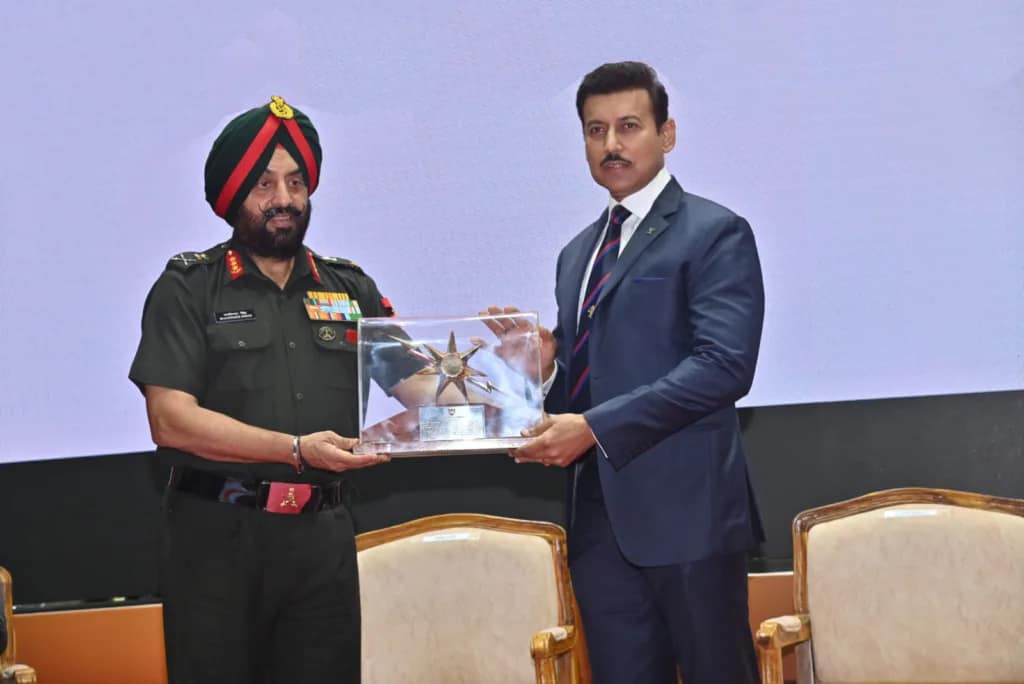 Defense Manufacturing: राजस्थान में रक्षा मैन्युफैक्चरिंग में आत्मनिर्भरता पर सेमिनार का आयोजन, सप्त शक्ति कमांड ने निभाई अहम भूमिका 3 Defense Manufacturing Self-Reliance- Seminar on Opportunities in Rajasthan Organized by 7th Shakti Command and FICCI-1