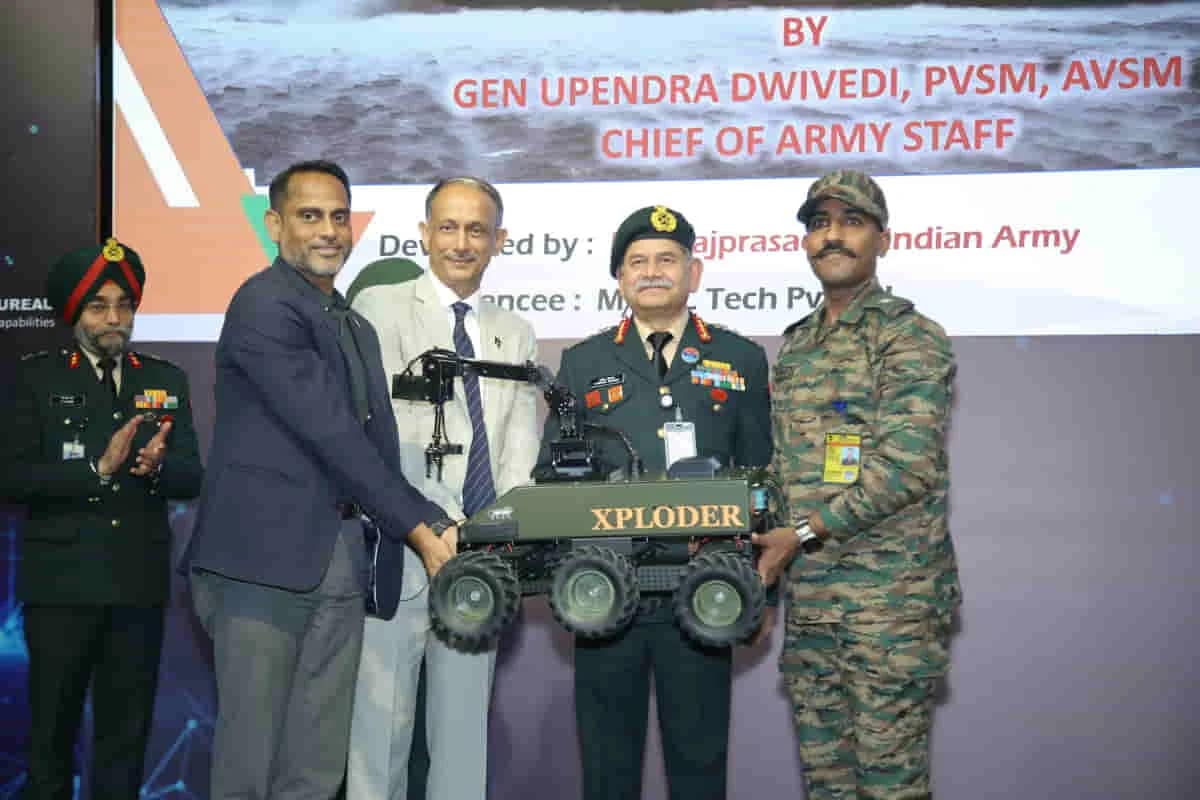 Xploder UGV: भारतीय सेना की सभी यूनिट्स को मिलेगा यह स्वदेशी रोबोट! आतंकवादियों के लिए है खतरे की घंटी! 2 Xploder UGV: Indian Army New Indigenous Robot, A Nightmare for Terrorists!