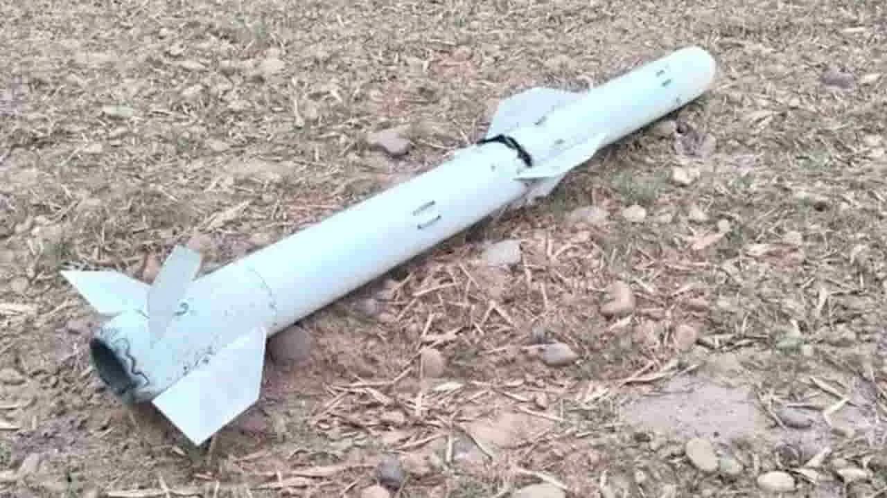 DRDO PL-15 Missile: ऑपरेशन सिंदूर में बरामद चीनी मिसाइल है वाकई घटिया! डीआरडीओ ने बताया इनमें नहीं था ये जरूरी फीचर 1 DRDO PL-15 Missile: India Incorporates Chinese PL-15 Missile Tech After Recovery During Operation Sindoor