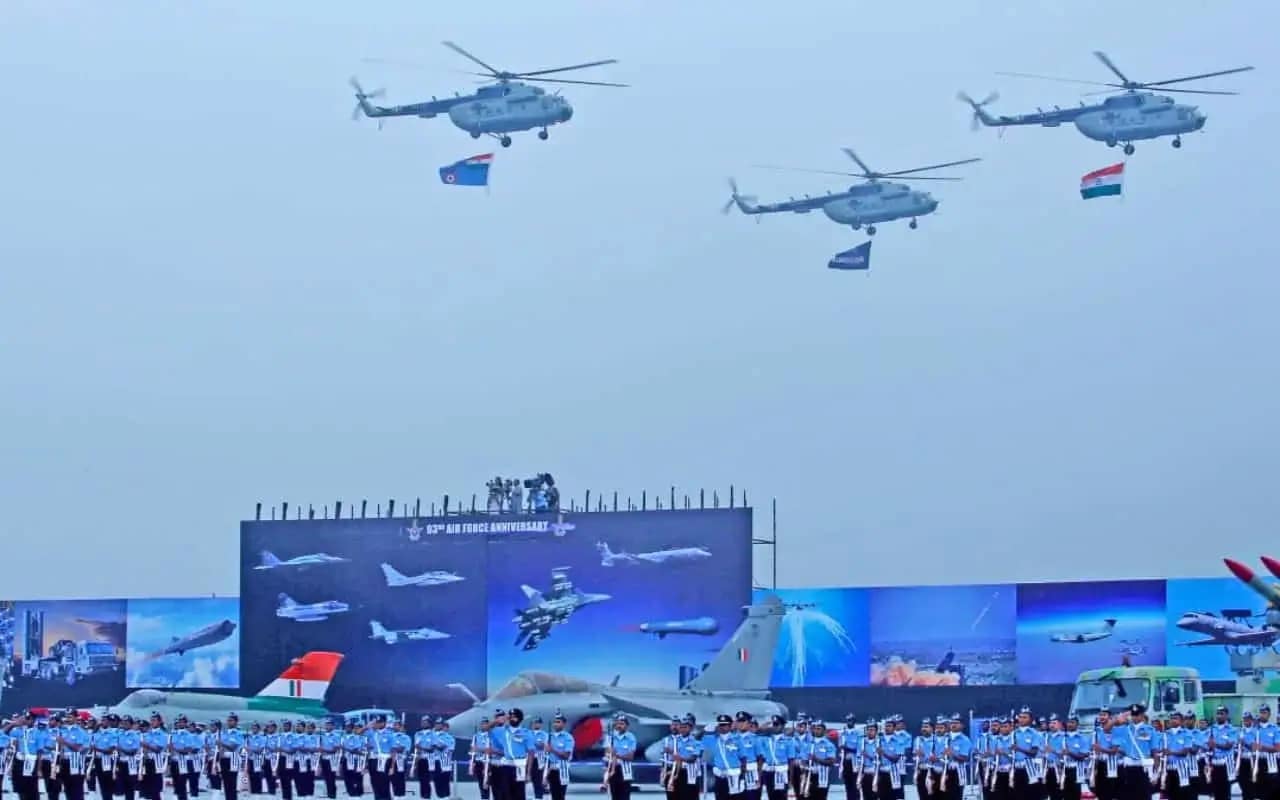 IAF Day 2025 पर ऑपरेशन सिंदूर के लिए गोल्डन एरोज, S-400 और ब्रह्मोस स्क्वॉड्रन को मिला यूनिट साइटेशन 3 Indian Air Force Unit Citation to Rafale Golden Arrows, S-400 & BrahMos Squadrons on IAF Day 2025