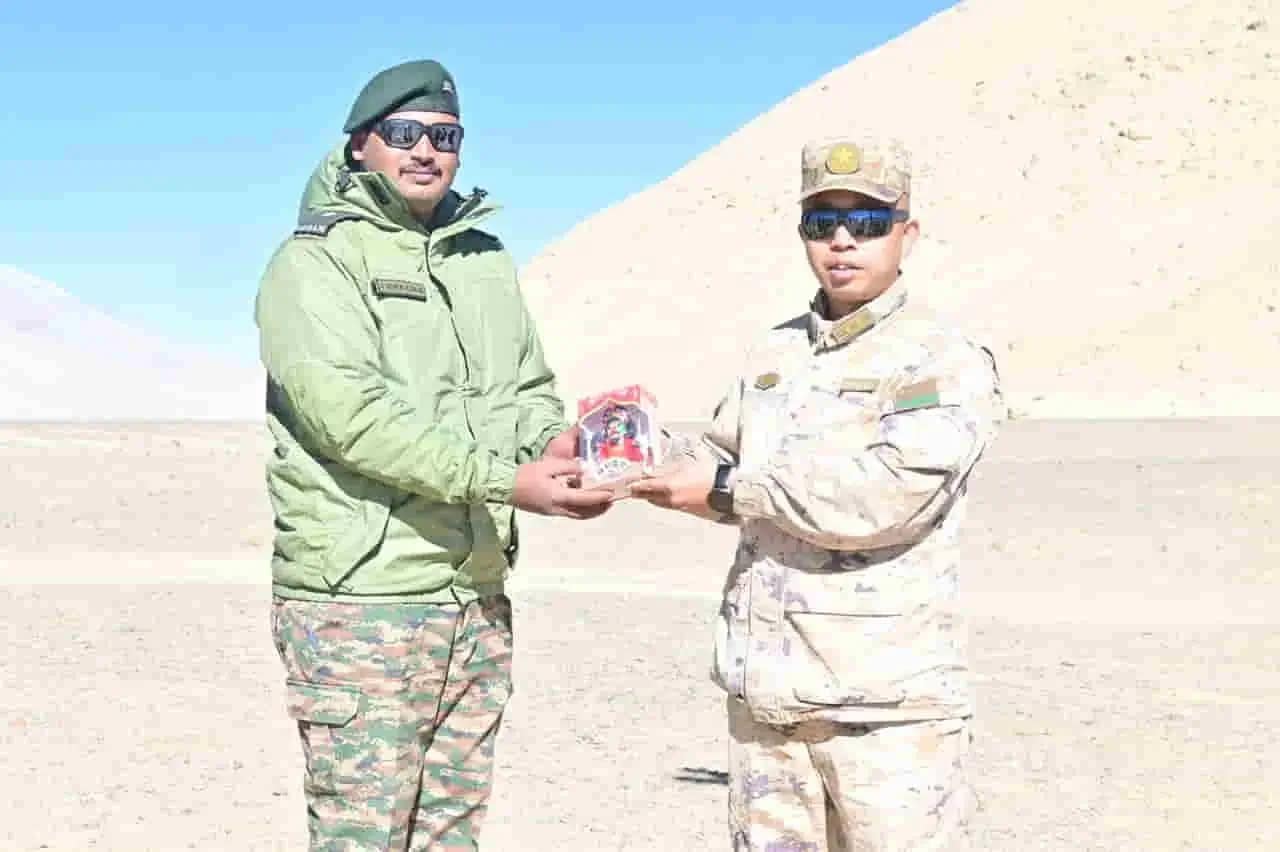 India-China Sweets Exchange on Independence Day Sweets for China, Stern Warning for Pakistan