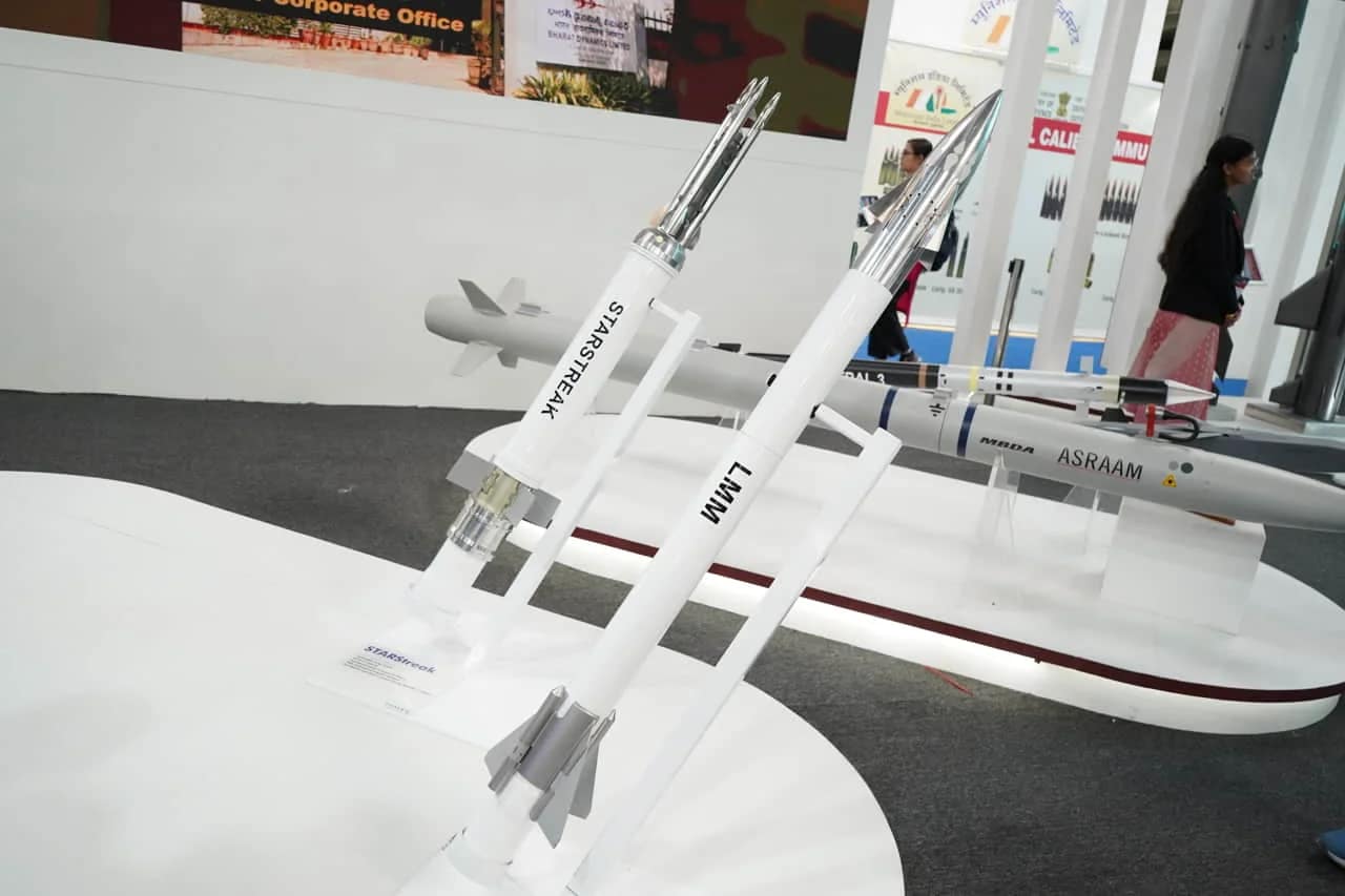 Explainer: भारतीय सेनाओं को क्यों चाहिए ब्रिटेन की Martlet LLM मिसाइलें? भारत के एयर डिफेंस सिस्टम को कैसे मिलेगा बूस्ट? 4 Martlet LLM-missile