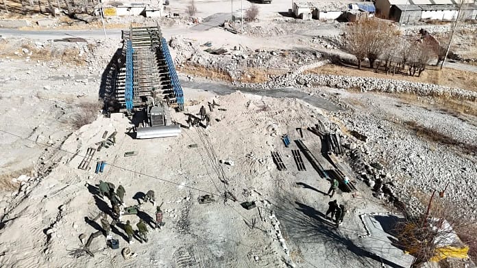 Ladakh: Indian Army Builds Bridge at 12,000 Feet in Sub-Zero Temperatures!