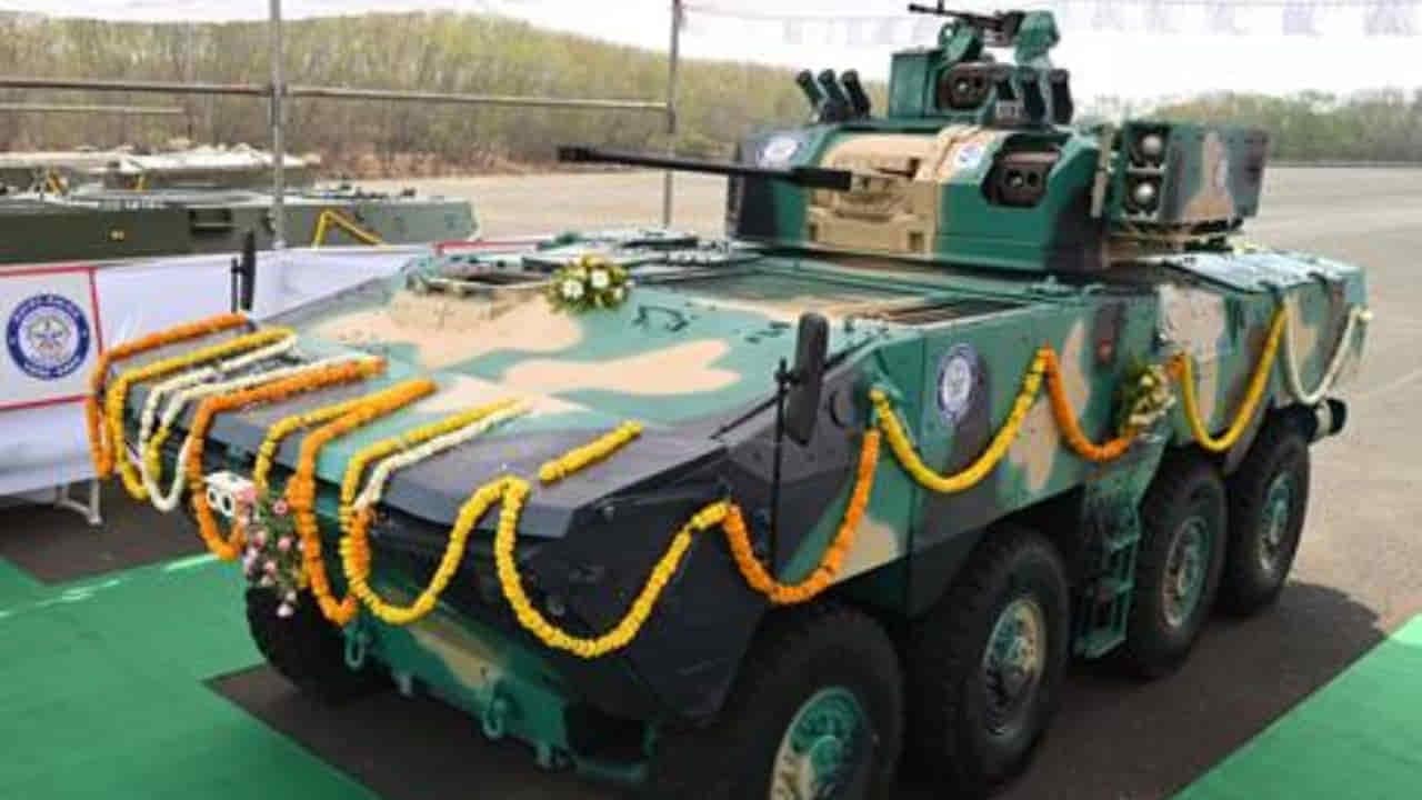 DRDO ने लॉन्च किए दो नए आर्मर्ड प्लेटफॉर्म, WhAP से भी एडवांस है AAP, अमेरिकी स्ट्राइकर को दे रहा टक्कर! 2 AAP vs WhAP vs Stryker