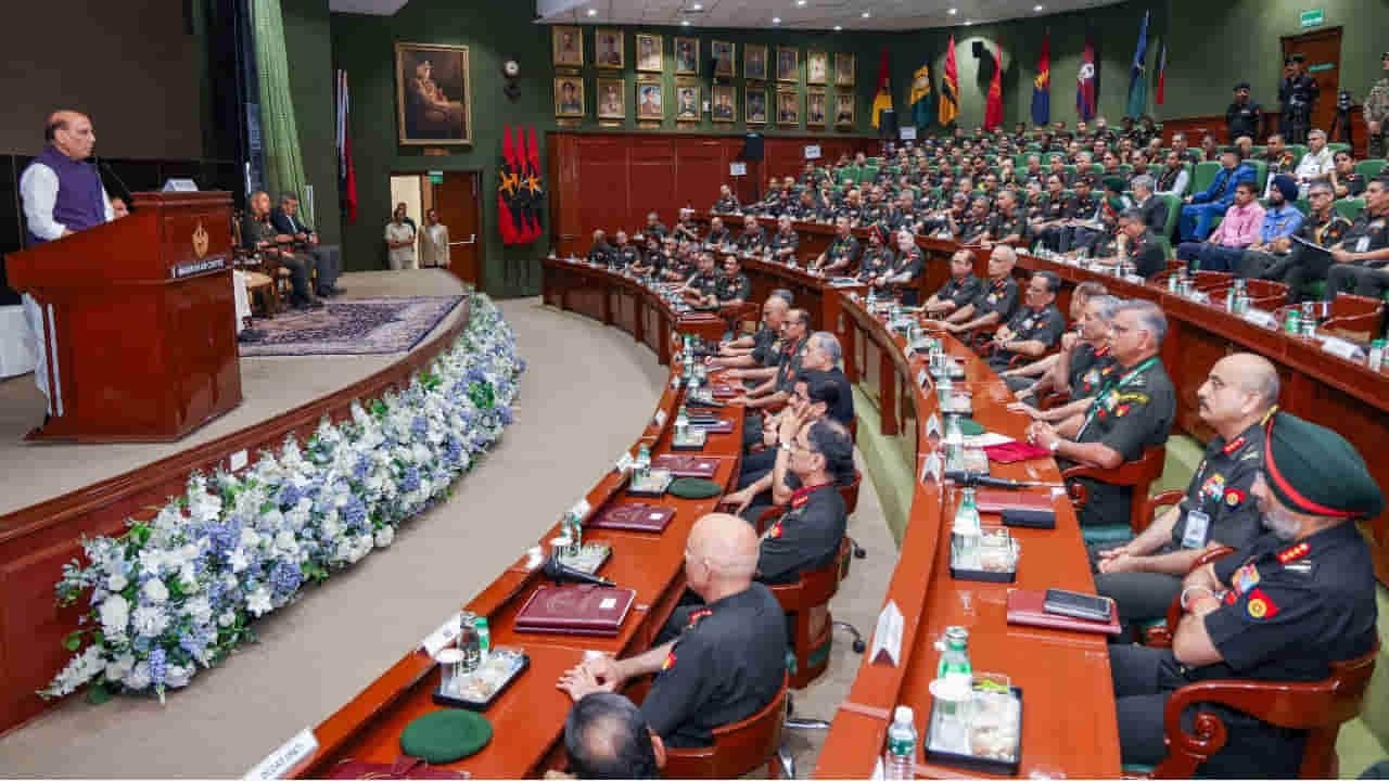 Explained: क्या बदल जाएगा भारतीय सेना का लड़ने का तरीका? जानें नई लैंड वॉरफेयर डॉक्ट्रिन 2026 की खास बातें 2 Indian Army Land Warfare Doctrine 2026